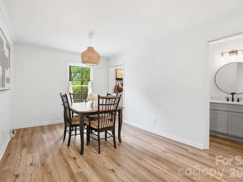 5060 Suwarrow Circle, Tega Cay, SC 29708.  MLS# CAR4428980, YatesRealty ID 54294. 