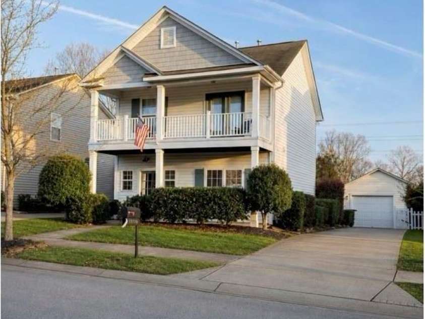 11116 Heritage Green Drive, Cornelius, NC 28031.  MLS# CAR4429006, YatesRealty ID 54295. 