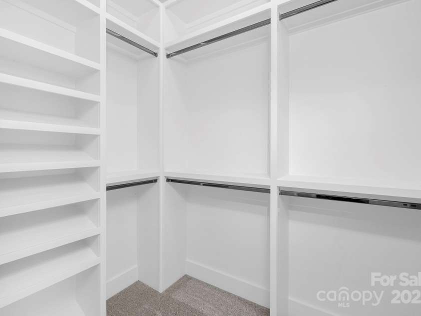 1000 Fairground Street, Charlotte, NC 28208.  MLS# CAR4198794, YatesRealty ID 5430. 