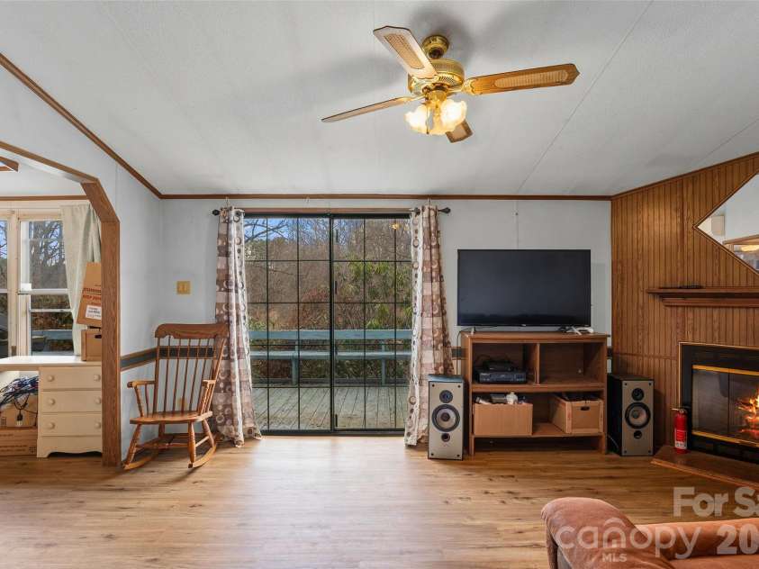 117 Beaver Creek Circle, Candler, NC 28715.  MLS# CAR4343289, YatesRealty ID 5430. 