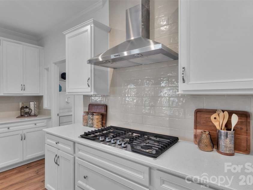 8938 Ansley Park Place, Huntersville, NC 28078.  MLS# CAR4428886, YatesRealty ID 54300. 