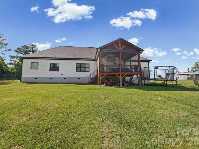 2101 Mangum Dairy Road, Monroe, NC 28112.  MLS# CAR4428445, YatesRealty ID 54301. 