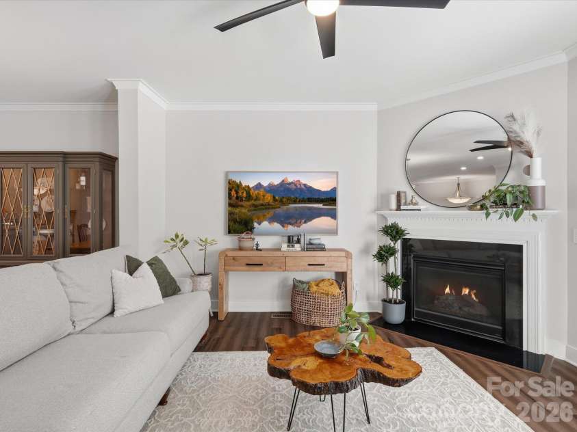 1806 Sunnyside Avenue, Charlotte, NC 28204.  MLS# CAR4428139, YatesRealty ID 54303. 