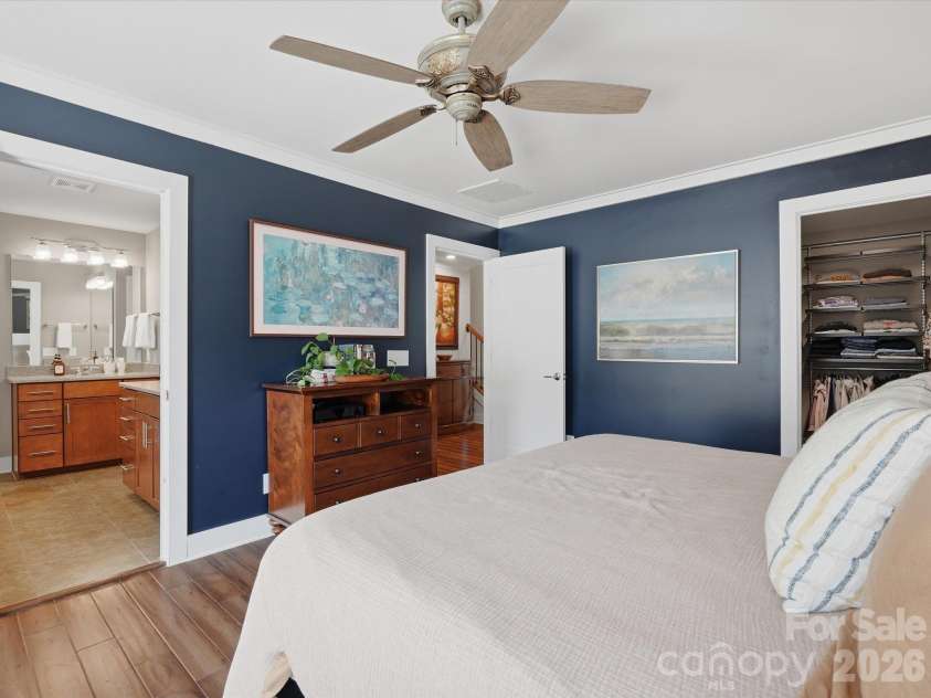 1806 Sunnyside Avenue, Charlotte, NC 28204.  MLS# CAR4428139, YatesRealty ID 54303. 