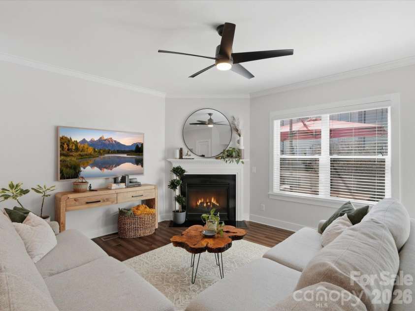 1806 Sunnyside Avenue, Charlotte, NC 28204.  MLS# CAR4428139, YatesRealty ID 54303. Den
