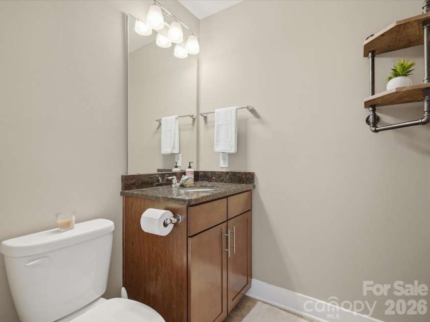 1806 Sunnyside Avenue, Charlotte, NC 28204.  MLS# CAR4428139, YatesRealty ID 54303. Fourth floor half bathroom
