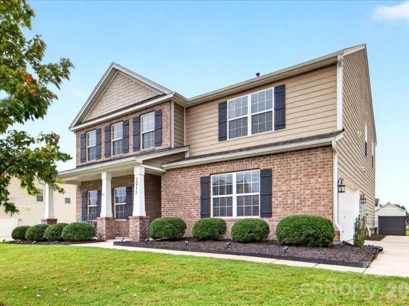 1011 Wellscroft Road, Indian Trail, NC 28079.  MLS# CAR4428540, YatesRealty ID 54305. 