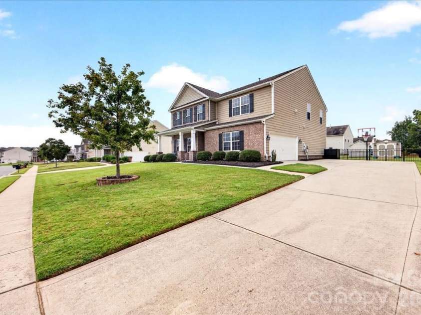 1011 Wellscroft Road, Indian Trail, NC 28079.  MLS# CAR4428540, YatesRealty ID 54305. 