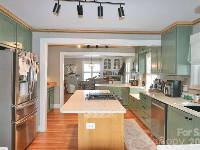 2659 US Highway 21 Highway, Hamptonville, NC 27020.  MLS# CAR4428332, YatesRealty ID 54306. 