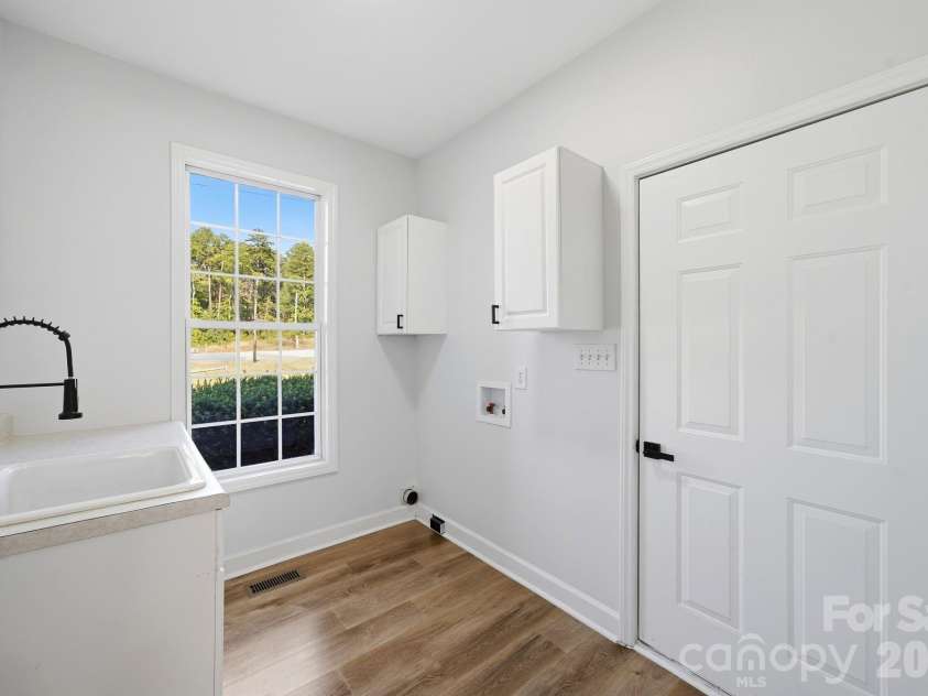 3779 NC 16 Highway, Maiden, NC 28650.  MLS# CAR4428674, YatesRealty ID 54308. 