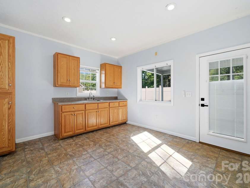3779 NC 16 Highway, Maiden, NC 28650.  MLS# CAR4428674, YatesRealty ID 54308. 