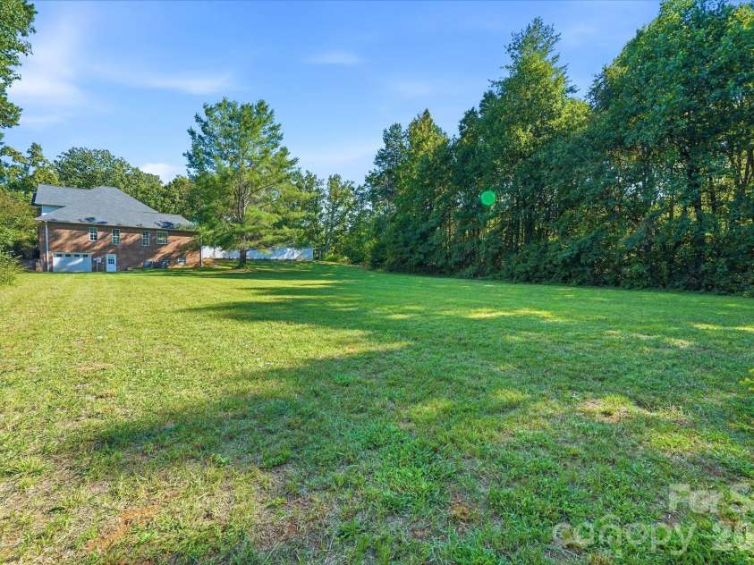 3779 NC 16 Highway, Maiden, NC 28650.  MLS# CAR4428674, YatesRealty ID 54308. 