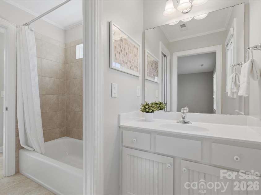 3431 Delamere Drive, Matthews, NC 28104.  MLS# CAR4357571, YatesRealty ID 5431. 