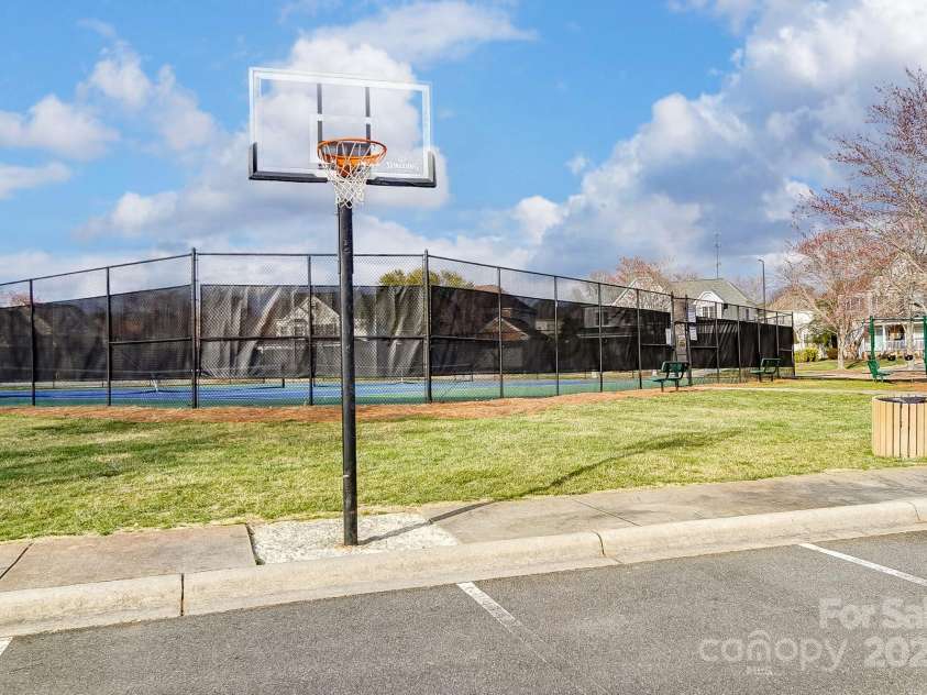 561 Ambergate Place, Concord, NC 28027.  MLS# CAR4219548, YatesRealty ID 5431. 