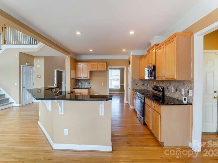 561 Ambergate Place, Concord, NC 28027.  MLS# CAR4219548, YatesRealty ID 5431. 