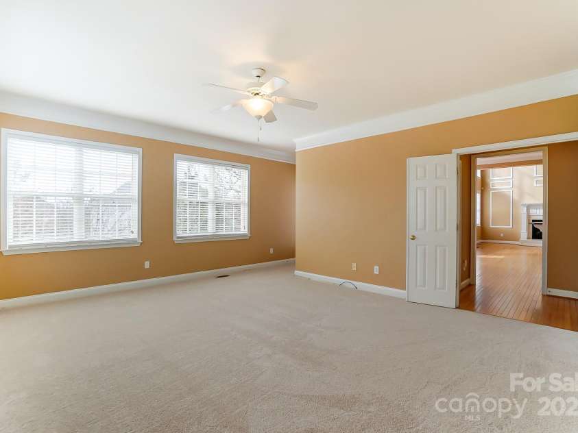 561 Ambergate Place, Concord, NC 28027.  MLS# CAR4219548, YatesRealty ID 5431. 