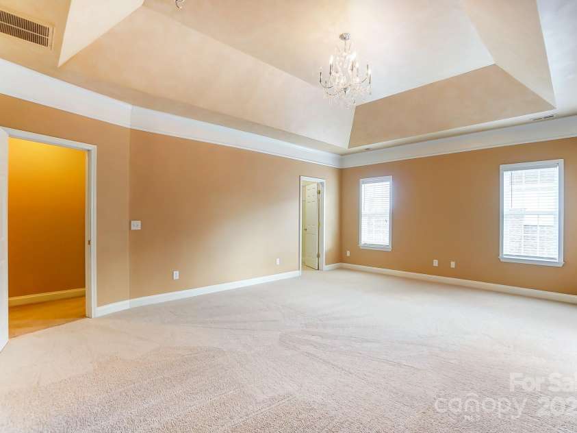 561 Ambergate Place, Concord, NC 28027.  MLS# CAR4219548, YatesRealty ID 5431. 