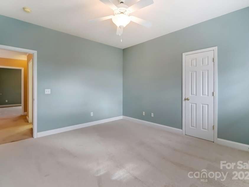 561 Ambergate Place, Concord, NC 28027.  MLS# CAR4219548, YatesRealty ID 5431. 