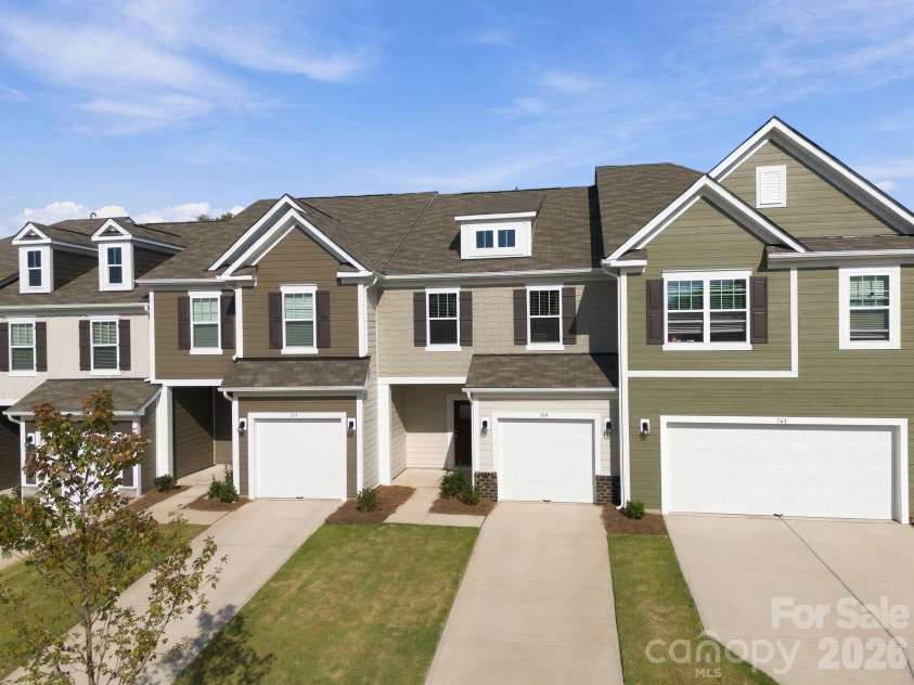 759 Kitfox Drive, Concord, NC 28027.  MLS# CAR4428037, YatesRealty ID 54310. 