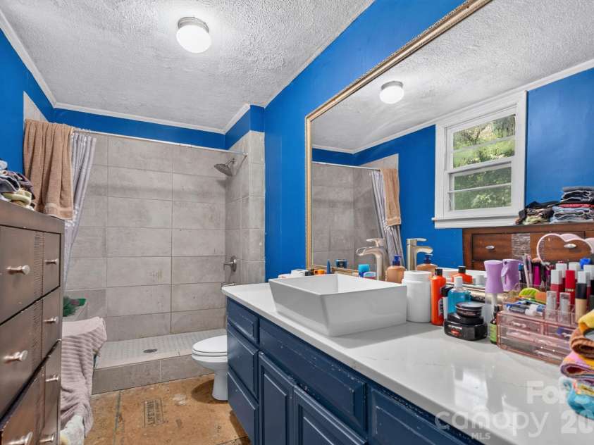 117 Mitchell Street, Salisbury, NC 28144.  MLS# CAR4427966, YatesRealty ID 54311. 
