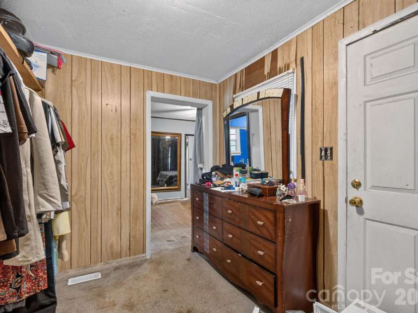 117 Mitchell Street, Salisbury, NC 28144.  MLS# CAR4427966, YatesRealty ID 54311. 