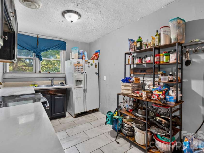 117 Mitchell Street, Salisbury, NC 28144.  MLS# CAR4427966, YatesRealty ID 54311. 