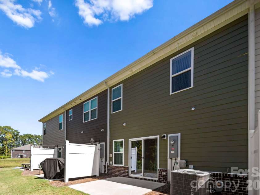 2753 Aubrey Street, Monroe, NC 28110.  MLS# CAR4427766, YatesRealty ID 54313. 