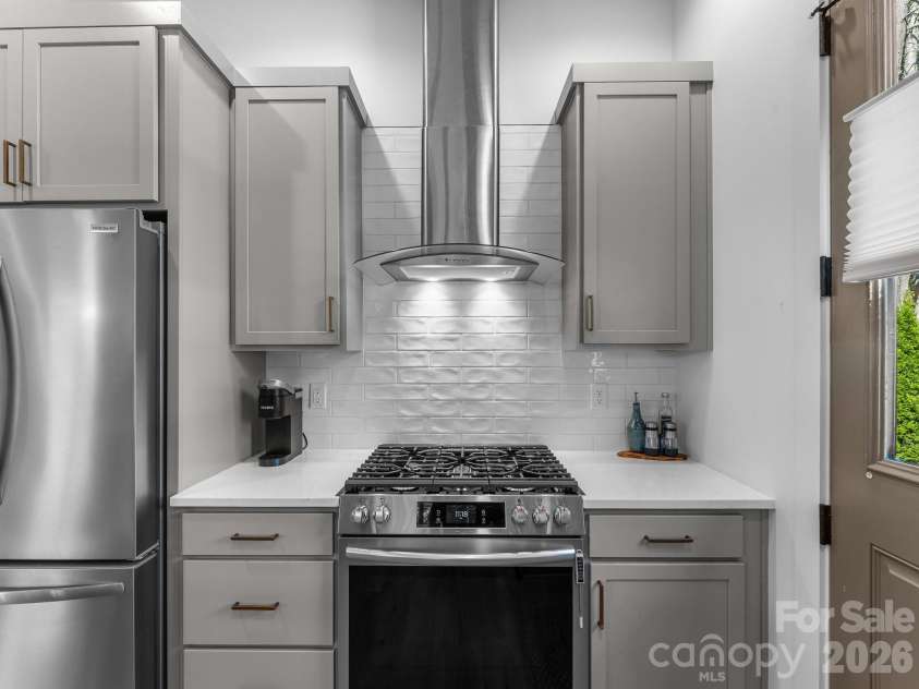 65 White Oak Lane, Brevard, NC 28712.  MLS# CAR4427821, YatesRealty ID 54314. 