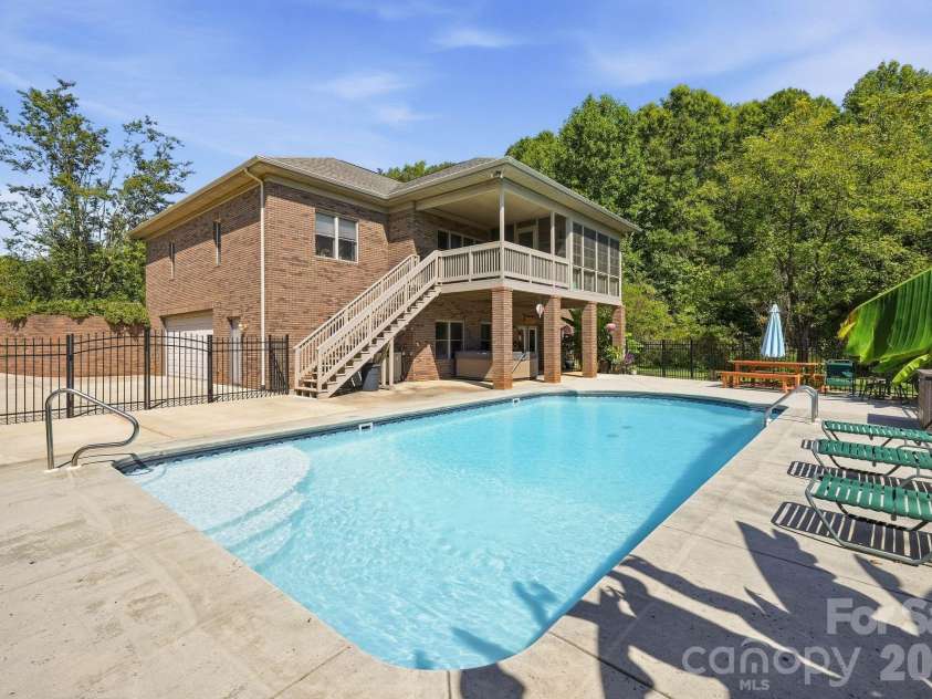 1086 Shinnville Road, Cleveland, NC 27013.  MLS# CAR4427384, YatesRealty ID 54316. 