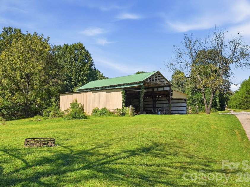 1086 Shinnville Road, Cleveland, NC 27013.  MLS# CAR4427384, YatesRealty ID 54316. 