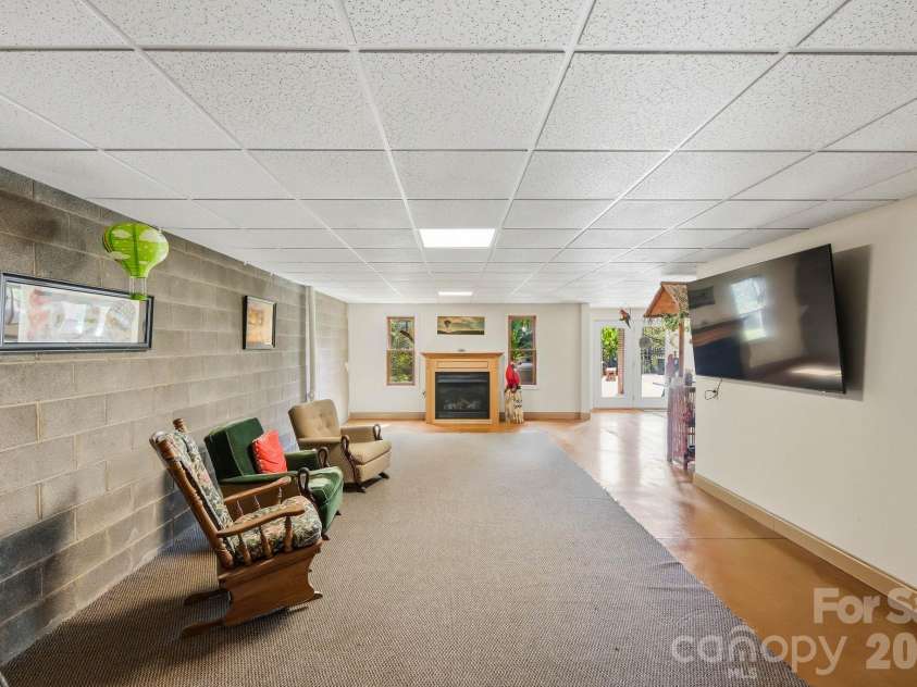 1086 Shinnville Road, Cleveland, NC 27013.  MLS# CAR4427384, YatesRealty ID 54316. 