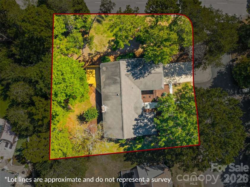 25002 Molokai Drive, Tega Cay, SC 29708.  MLS# CAR4427167, YatesRealty ID 54317. 