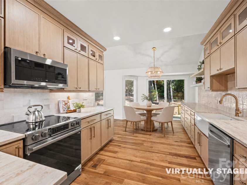 25002 Molokai Drive, Tega Cay, SC 29708.  MLS# CAR4427167, YatesRealty ID 54317. 