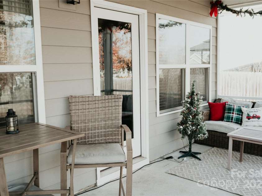 155 Autumn Mist Road, Statesville, NC 28677.  MLS# CAR4330109, YatesRealty ID 5432. 