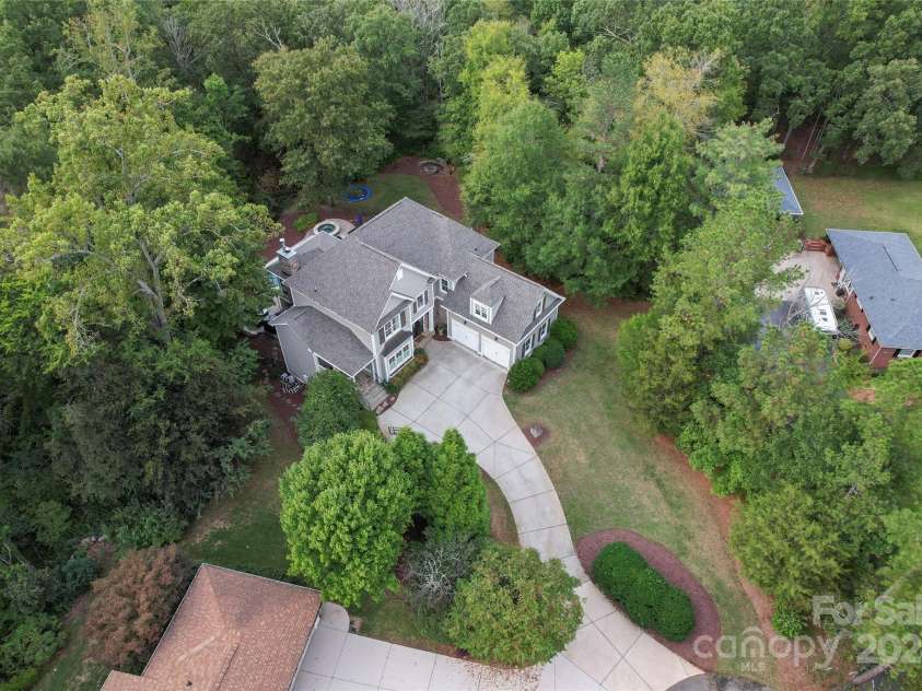 235 Grey Road, Davidson, NC 28036.  MLS# CAR4189810, YatesRealty ID 5432. 