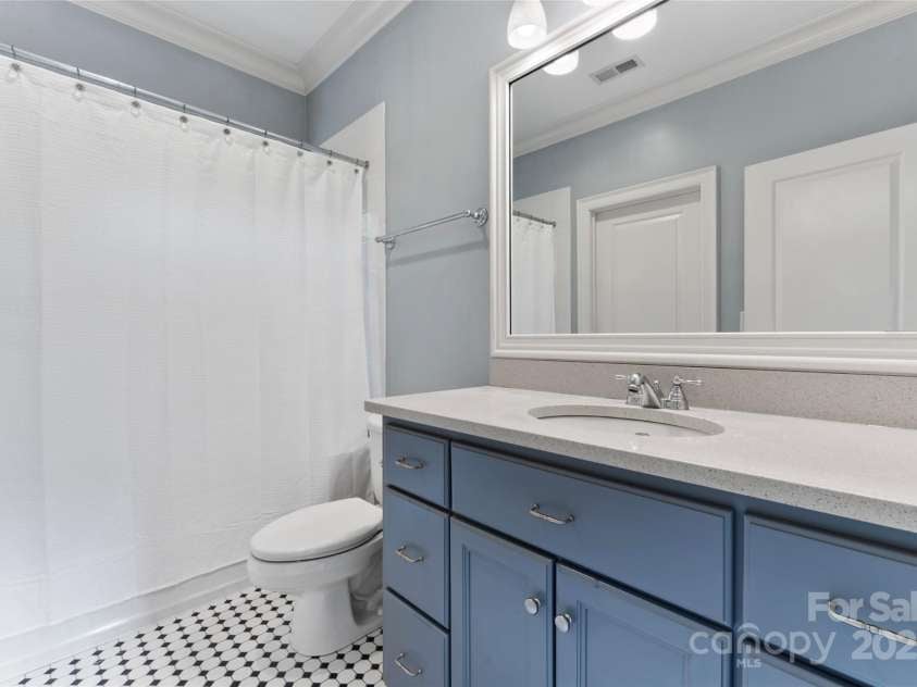 235 Grey Road, Davidson, NC 28036.  MLS# CAR4189810, YatesRealty ID 5432. 