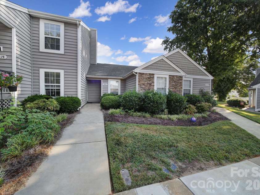 1821 Fairlawn Court, Rock Hill, SC 29732.  MLS# CAR4427005, YatesRealty ID 54321. 