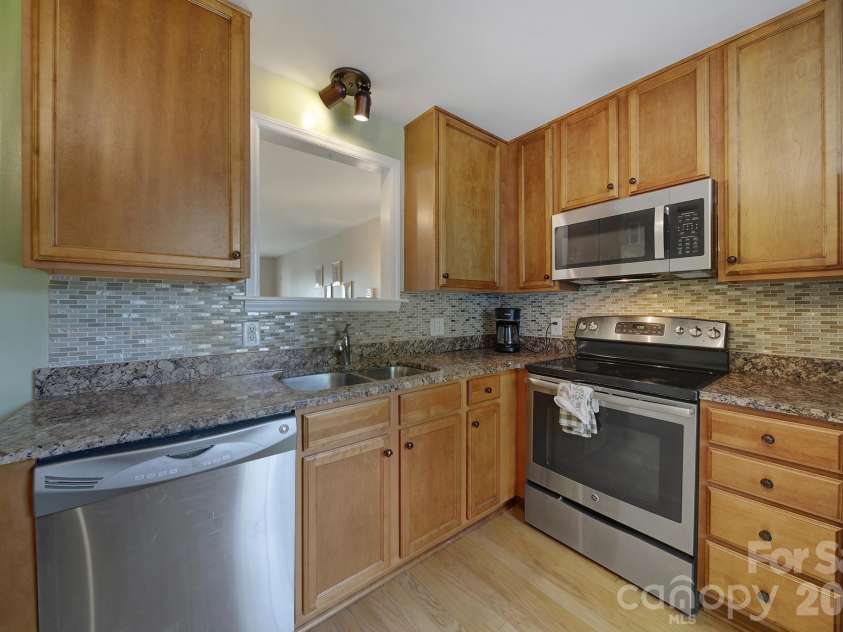 1821 Fairlawn Court, Rock Hill, SC 29732.  MLS# CAR4427005, YatesRealty ID 54321. 