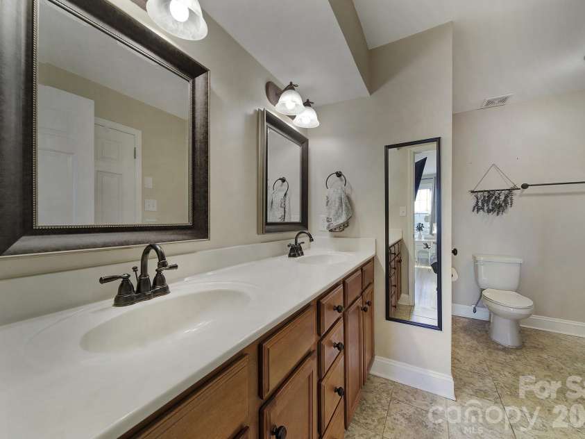 1821 Fairlawn Court, Rock Hill, SC 29732.  MLS# CAR4427005, YatesRealty ID 54321. 