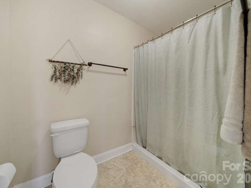 1821 Fairlawn Court, Rock Hill, SC 29732.  MLS# CAR4427005, YatesRealty ID 54321. 