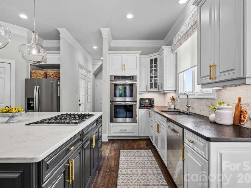 176 Vineyard Drive, Mooresville, NC 28117.  MLS# CAR4427053, YatesRealty ID 54322. 
