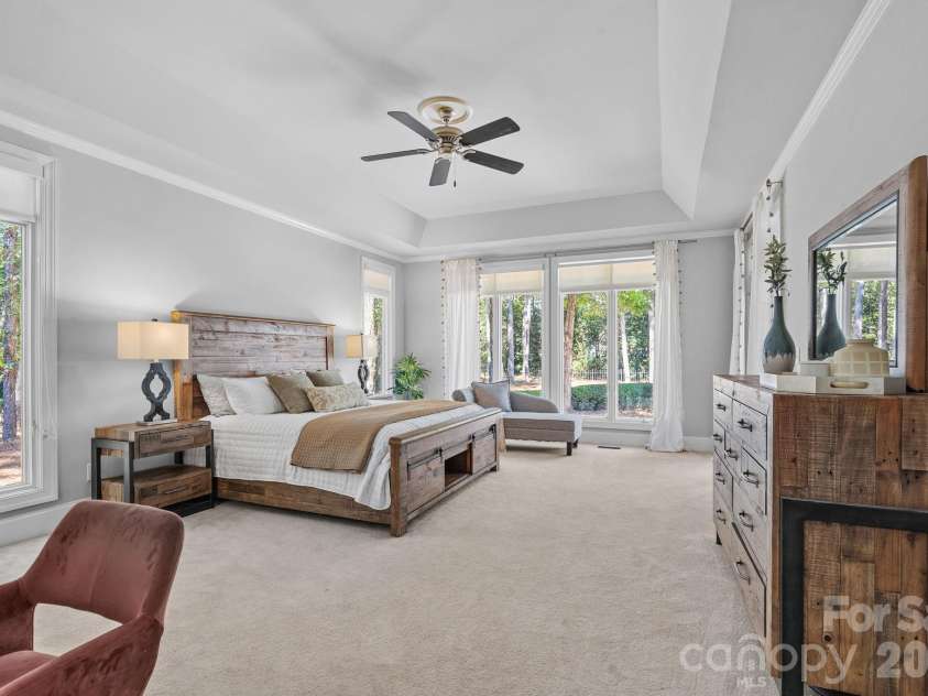 176 Vineyard Drive, Mooresville, NC 28117.  MLS# CAR4427053, YatesRealty ID 54322. 