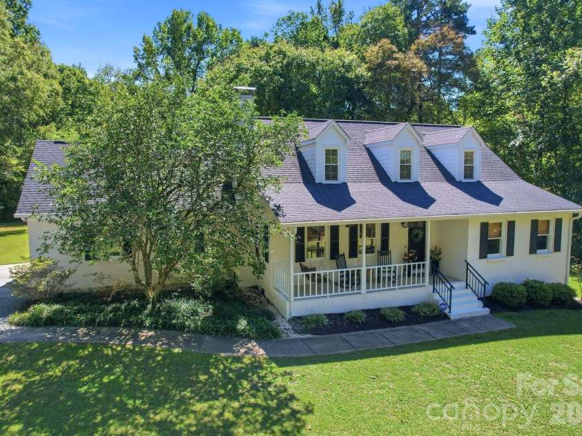 908 Chambwood Road, Monroe, NC 28110.  MLS# CAR4427033, YatesRealty ID 54323. 