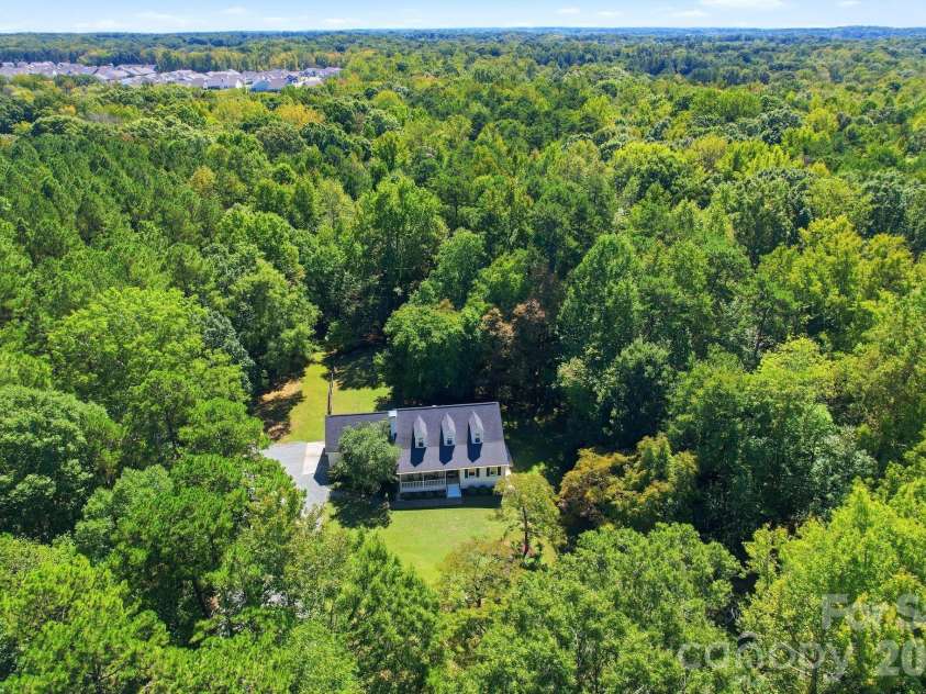 908 Chambwood Road, Monroe, NC 28110.  MLS# CAR4427033, YatesRealty ID 54323. 