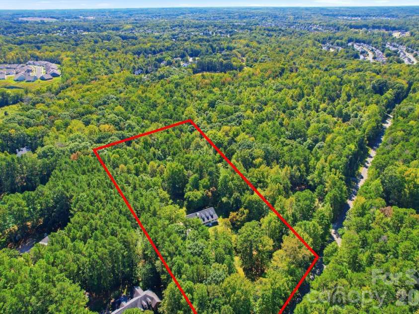 908 Chambwood Road, Monroe, NC 28110.  MLS# CAR4427033, YatesRealty ID 54323. 