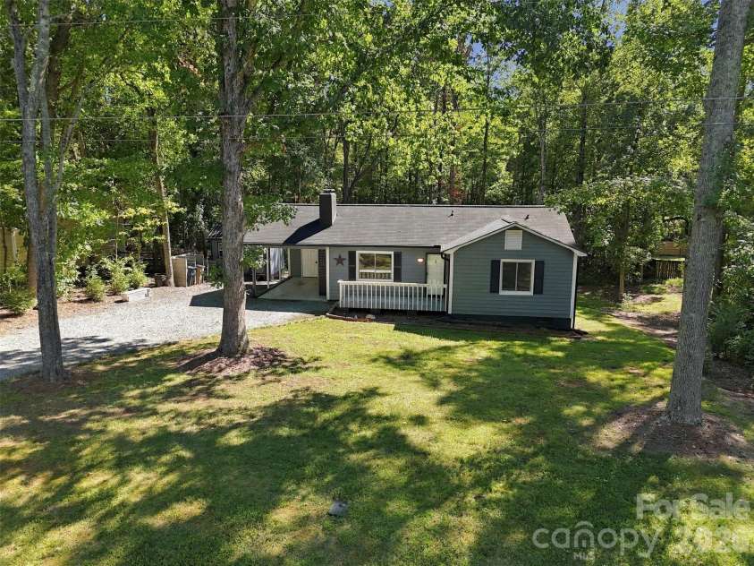 2909 Matoka Trail, Matthews, NC 28104.  MLS# CAR4426657, YatesRealty ID 54325. Aerial view