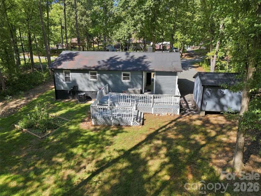 2909 Matoka Trail, Matthews, NC 28104.  MLS# CAR4426657, YatesRealty ID 54325. Aerial view
