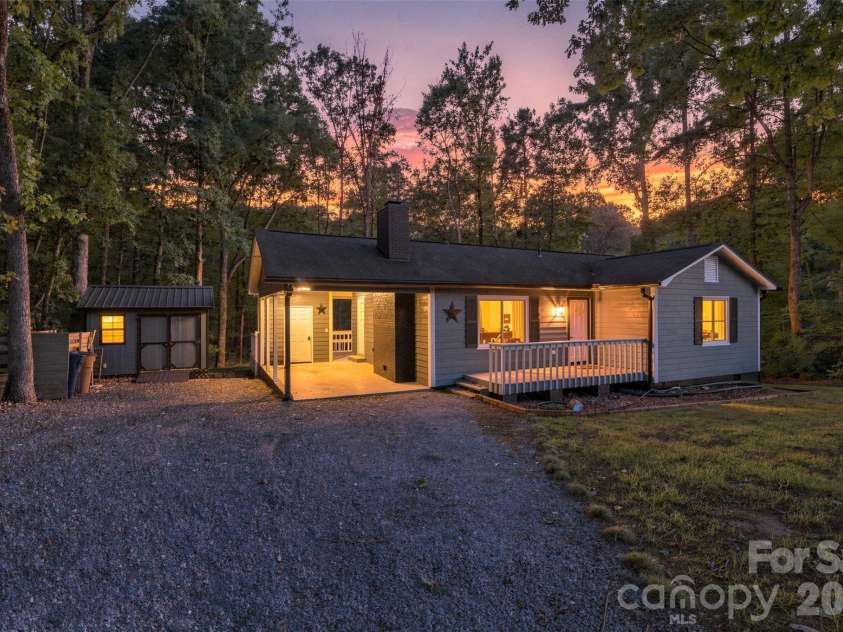 2909 Matoka Trail, Matthews, NC 28104.  MLS# CAR4426657, YatesRealty ID 54325. Twilight view virtually editted.