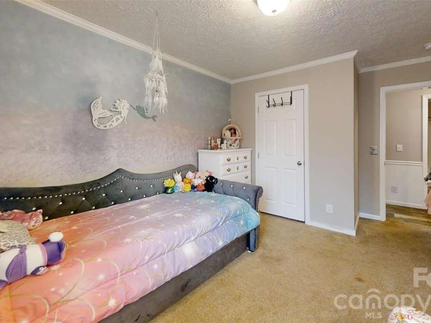 1274 Crandell Drive, Crouse, NC 28033.  MLS# CAR4426372, YatesRealty ID 54326. 