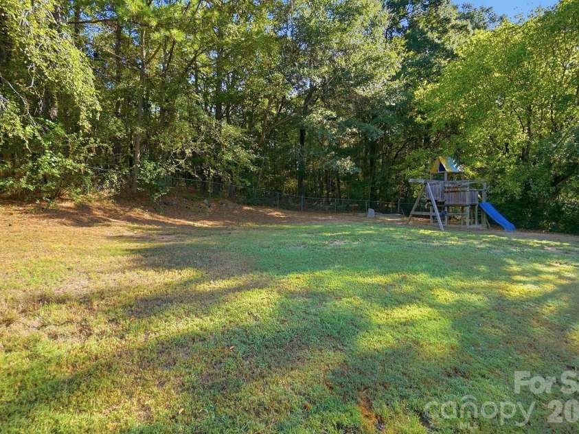 2848 Forest Hills Circle, Rock Hill, SC 29732.  MLS# CAR4426396, YatesRealty ID 54327. 